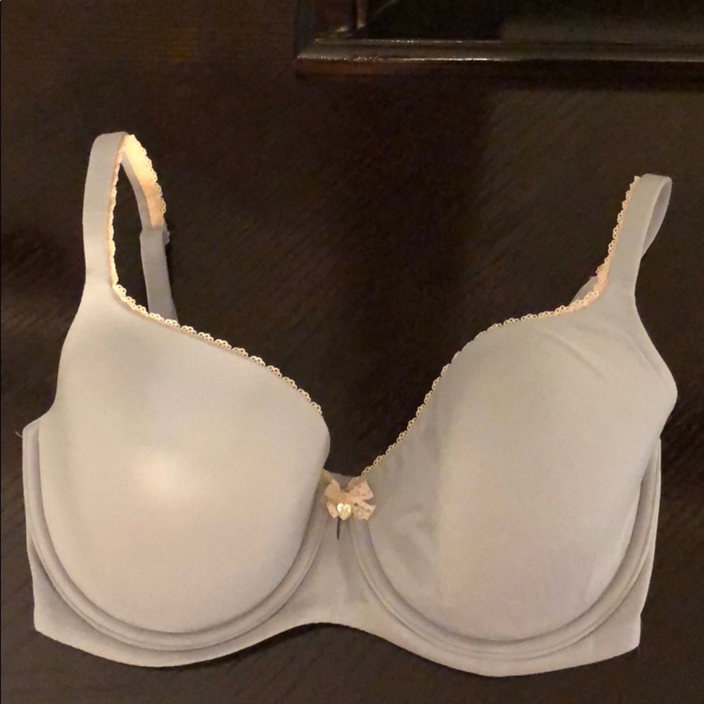 Victoria Secret Bra 32DDD